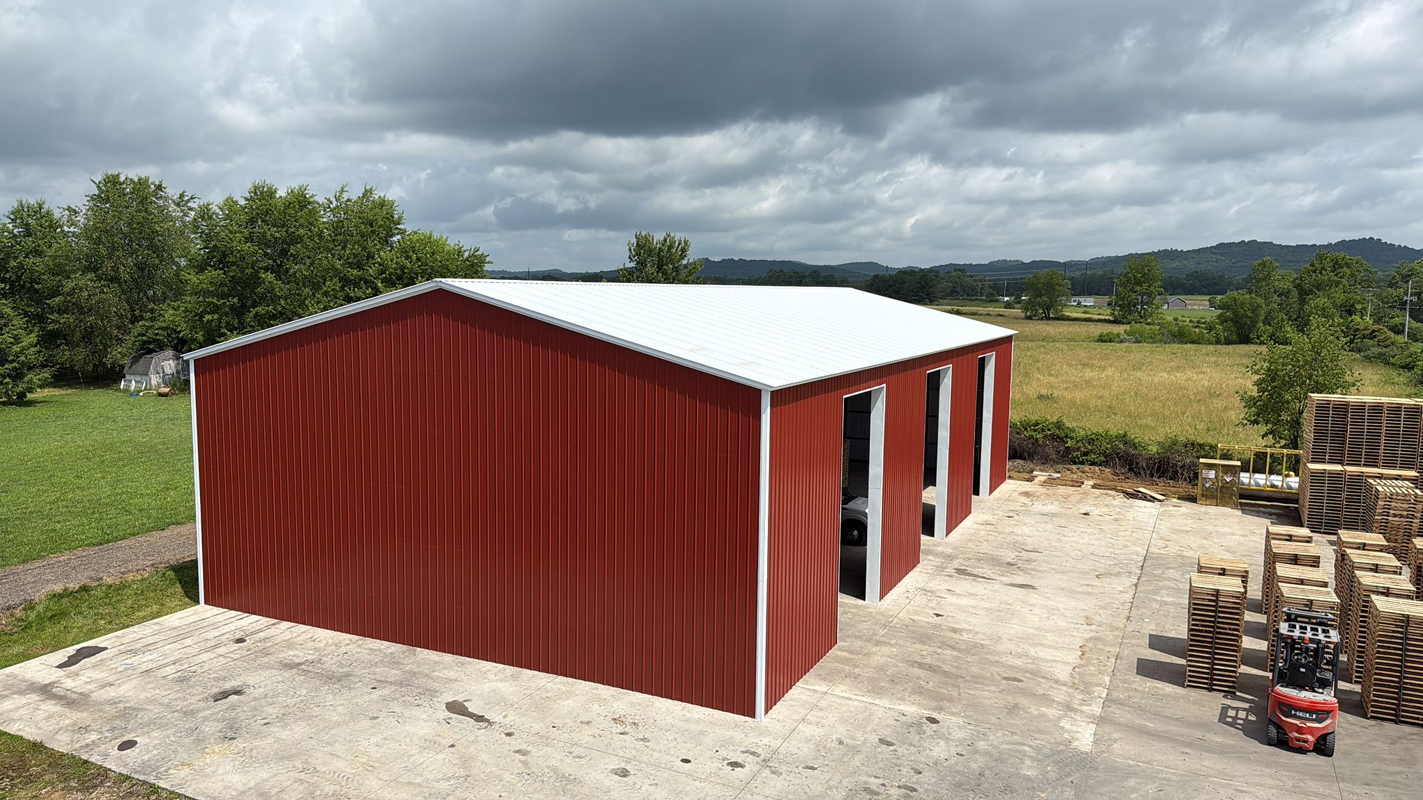 Large Commercial Steel Warehouse Building